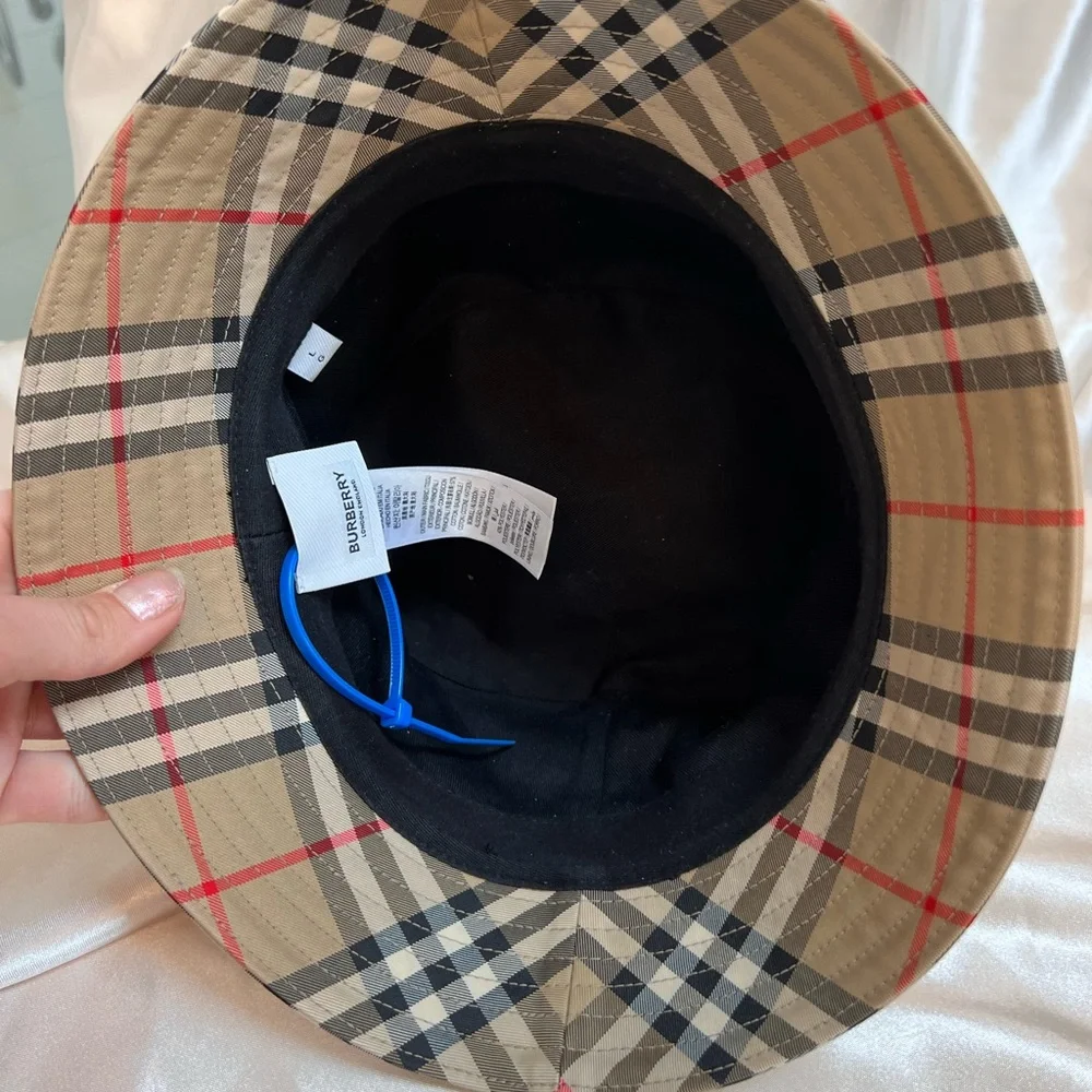 🚫SOLD🚫Vintage Check Technical Cotton Bucket Hat - Picture 6 of 9